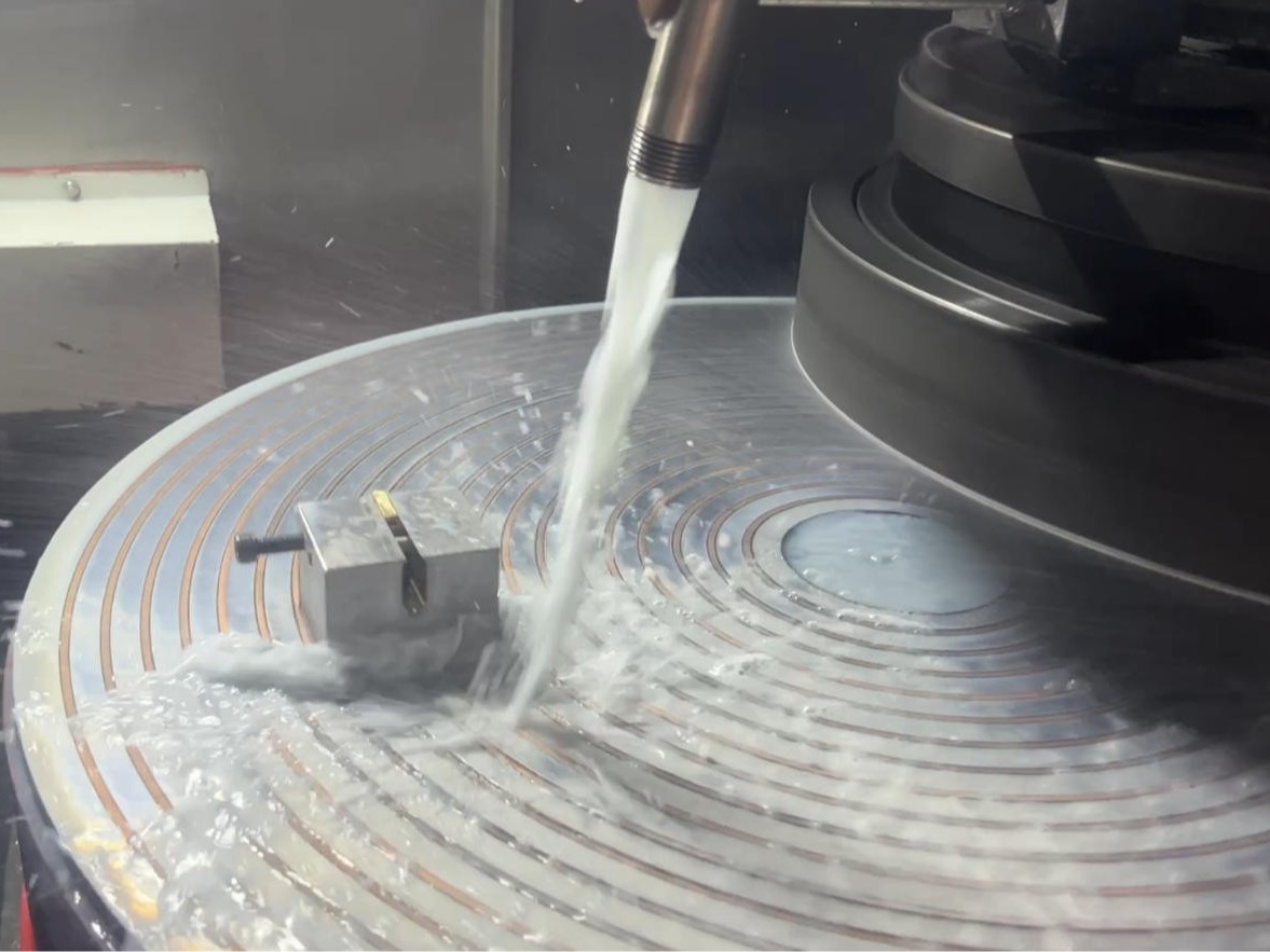 解锁MGP7450卧轴圆台平面磨床雕琢锁芯的精度密码